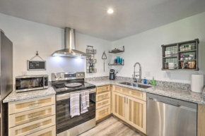 Chic Sugar Mountain Condo, Walk to Ski Lifts!